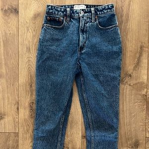 Abercrombie & fitch The skinny High Rise size 24/00